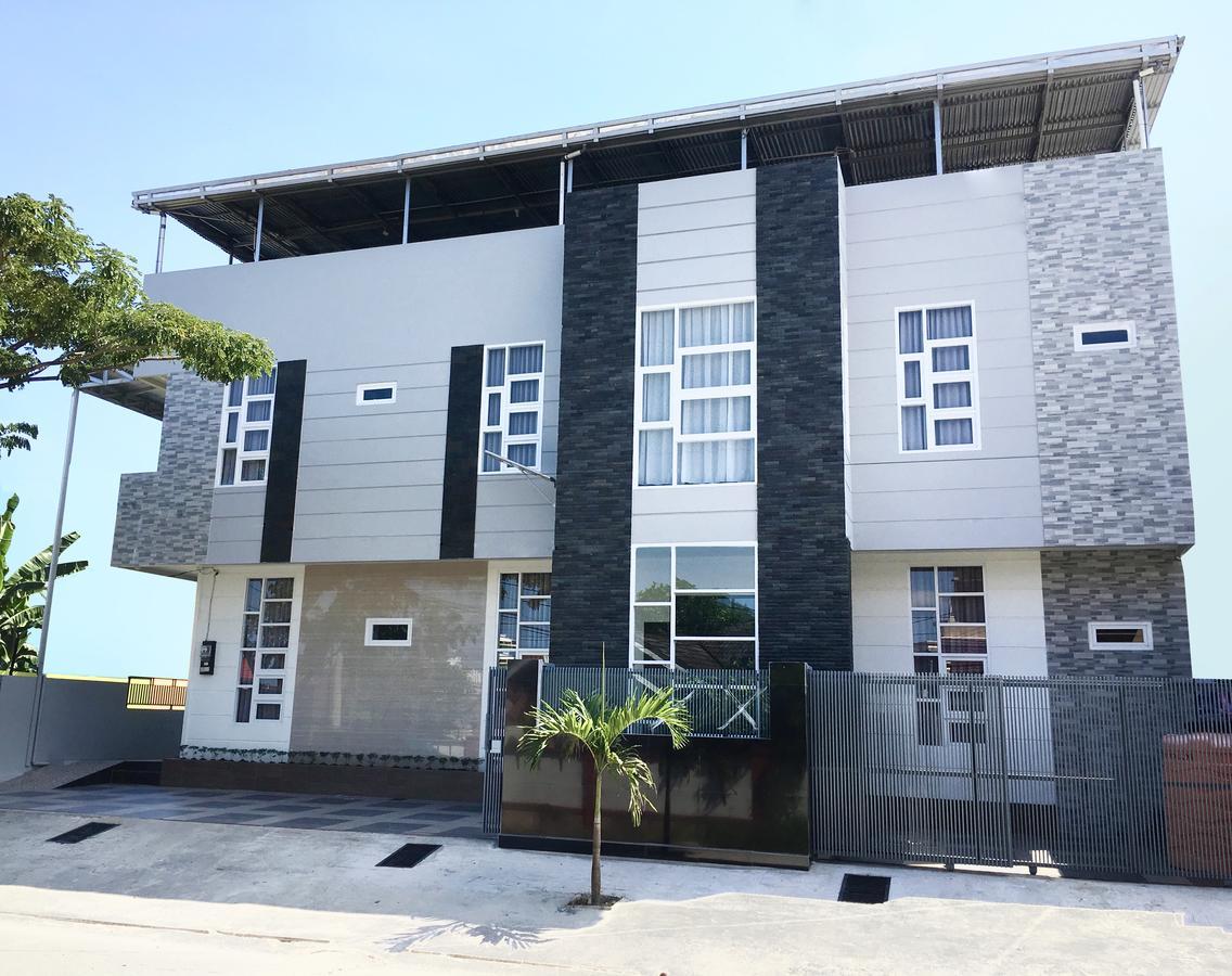 Grand Mulia Guest House Balikpapan  Buitenkant foto