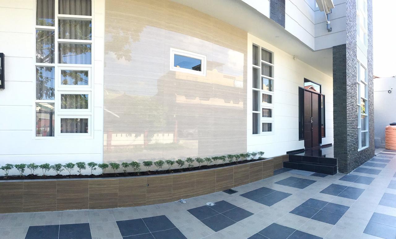 Grand Mulia Guest House Balikpapan  Buitenkant foto